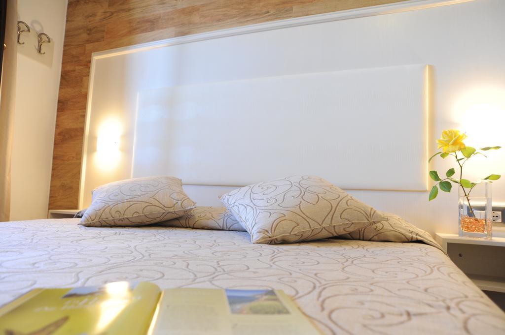 Hotel Barsalini SantʼAndrea Rum bild